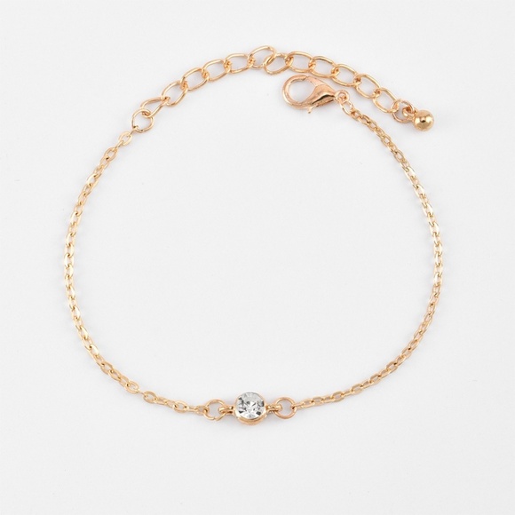 **FERNANDA* 5-Pc Gold Lightning Bolt Bracelet Set - Picture 8 of 10